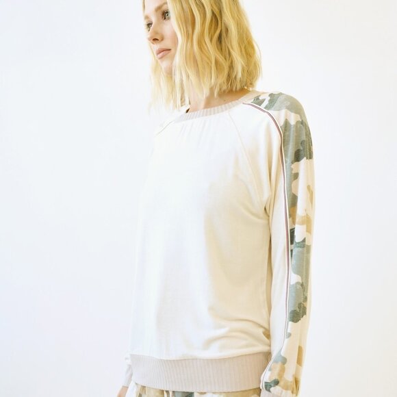 MYSTREE Cream Camo Sleeve Pullover Top Long Sleeve Lightweight Lounge Sweatshirt - Picture 4 of 9